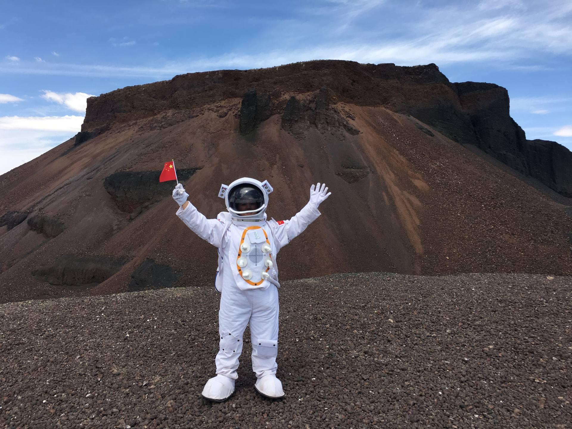 乌兰察布草原探秘，小红书带你发现绿色秘境🌿